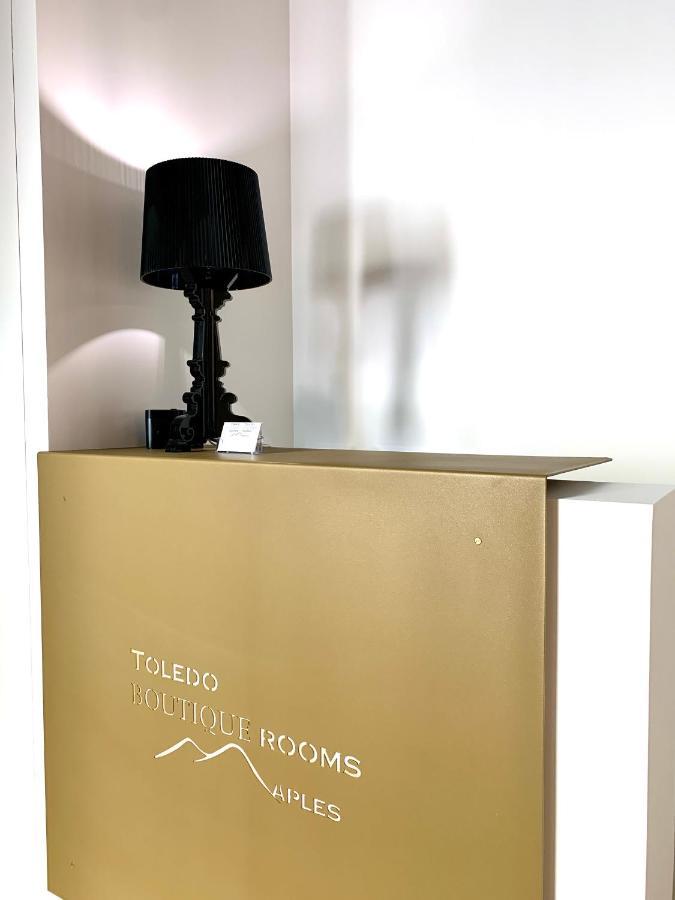 Toledo Boutique Rooms เนเปิลส์ ภายนอก รูปภาพ